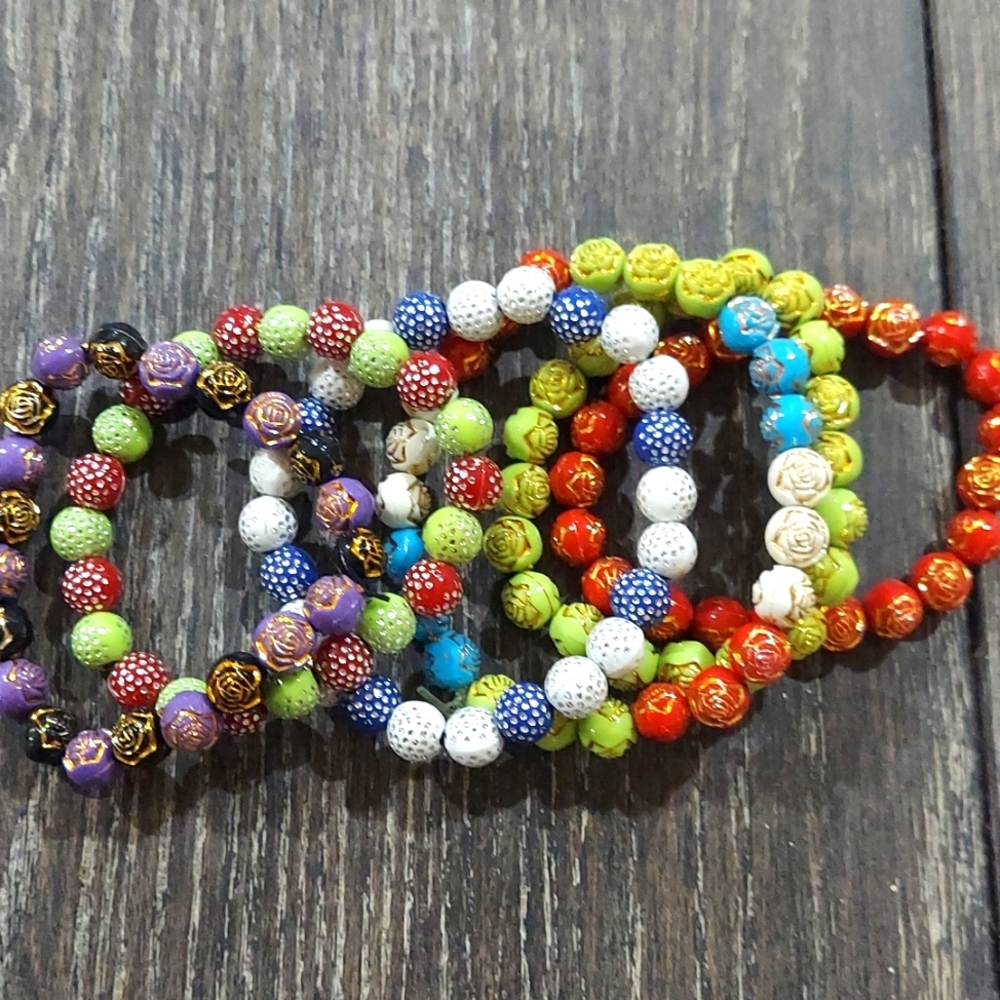 Bracelets (6) pieces